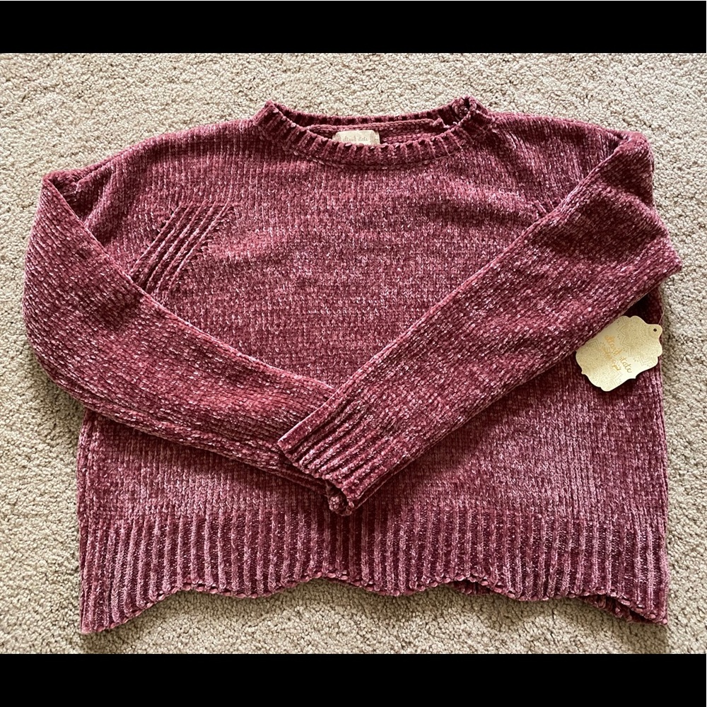 Brand new light pink sweater